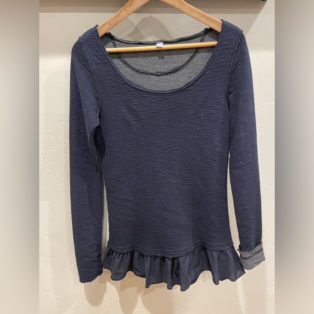 100% cotton jersey line navy blue long sleeved sweater with ruffle hem size S